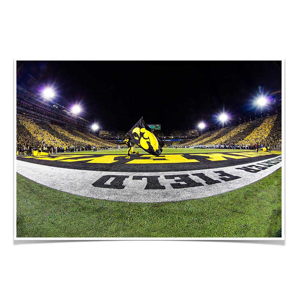 Iowa Hawkeyes - Herky in the End Zone - College Wall Art #Canvas