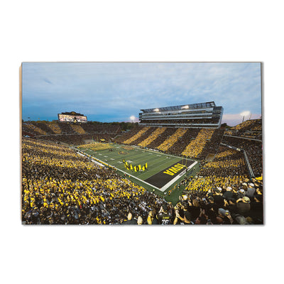 Iowa Hawkeyes - Iowa Hawkeyes Grand Entrance - College Wall Art #Wood