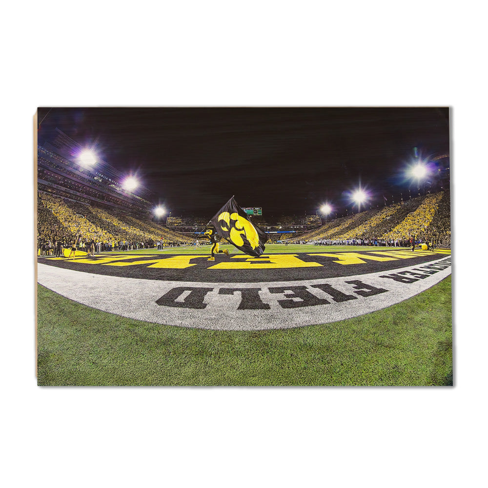 Iowa Hawkeyes - Herky in the End Zone - College Wall Art #Canvas