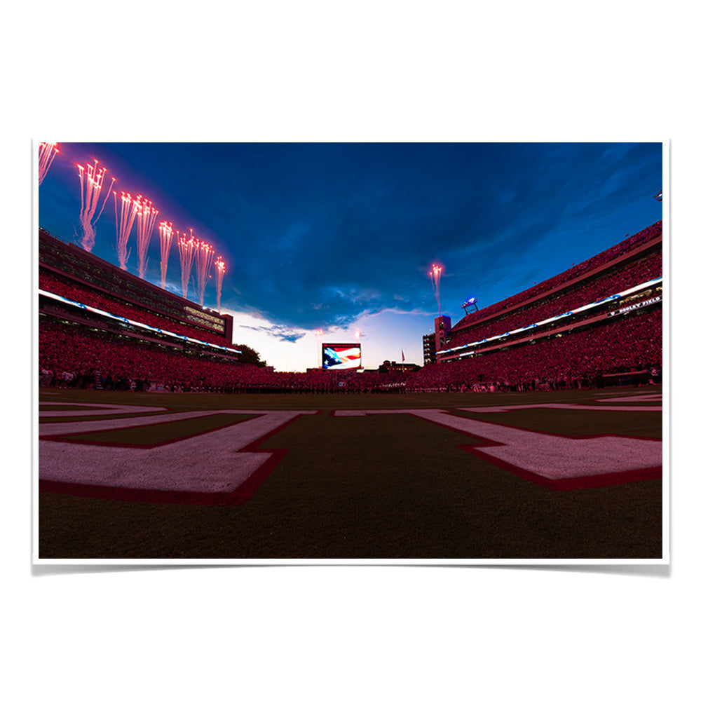 Georgia Bulldogs - Georgia Bombs Bursting in Air - College Wall Art #Canvas