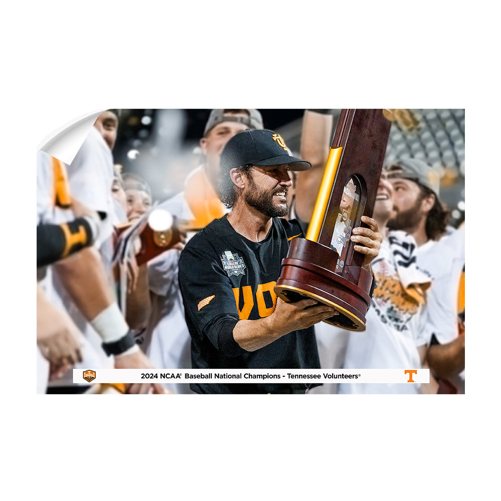 Tennessee Volunteers - Coach Vitello and the Trophy - College Wall Art #Canvas