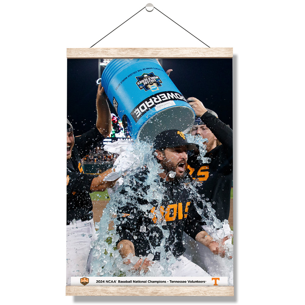 Tennessee Volunteers - Natty Bath - College Wall Art #Canvas