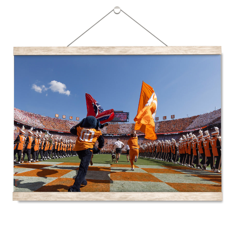 Tennessee Volunteers - Running into Checkered Neyland - College Wall Art #Canvas