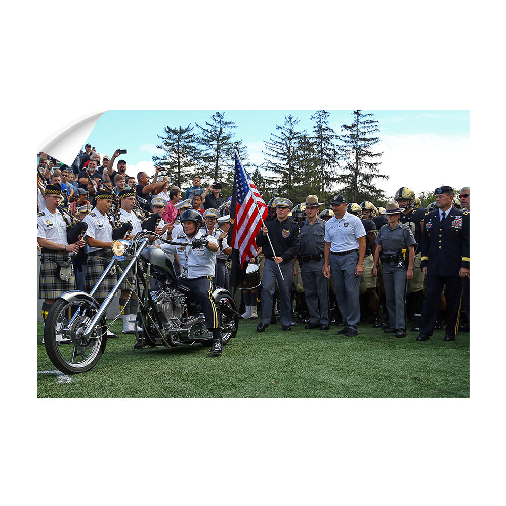 Army West Point Black Knights - Chopper Entrance - College Wall Art #Canvas
