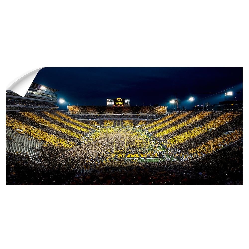 Iowa Hawkeyes - Swarmin' & Stomin' Panoramic - College Wall Art #Canvas