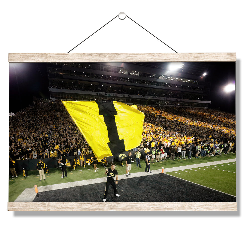 Iowa Hawkeyes - Iowa Flag - College Wall Art #Canvas