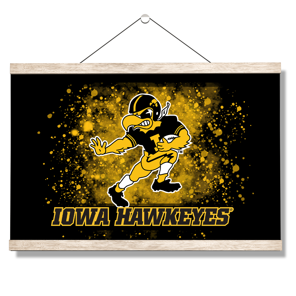 Iowa Hawkeyes - Old School Herkey's Iowa Hawkeyes - College Wall Art #Canvas
