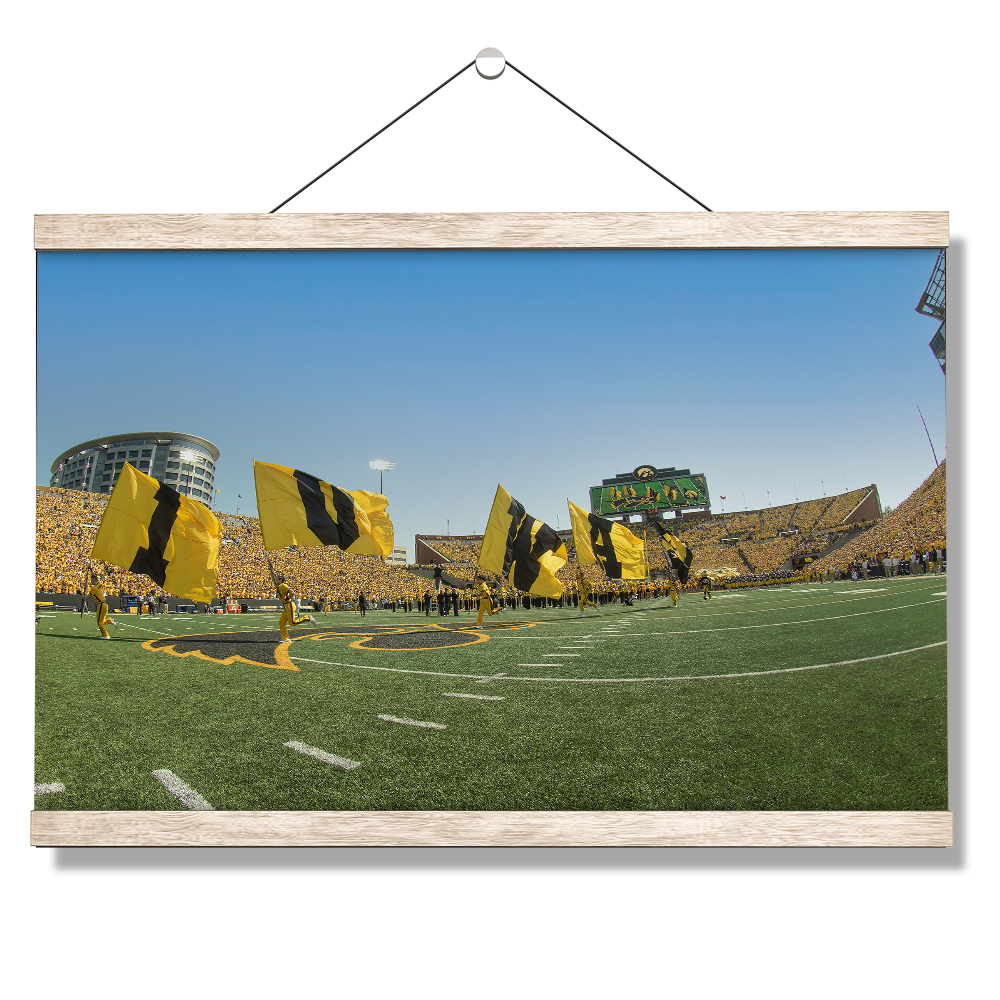 Iowa Hawkeyes - Iowa - College Wall Art #Canvas