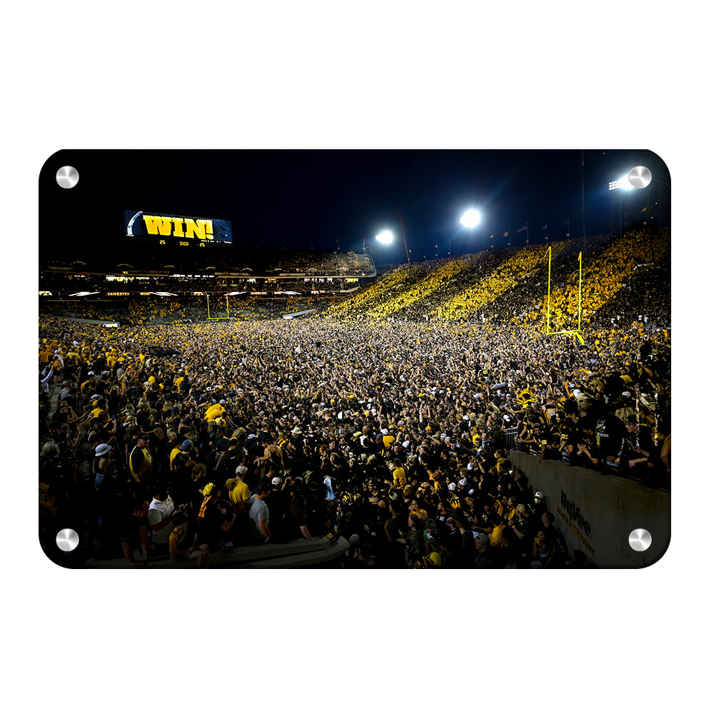Iowa Hawkeyes - Swarmin' & Stomin' Kinnick Field - College Wall Art #Canvas