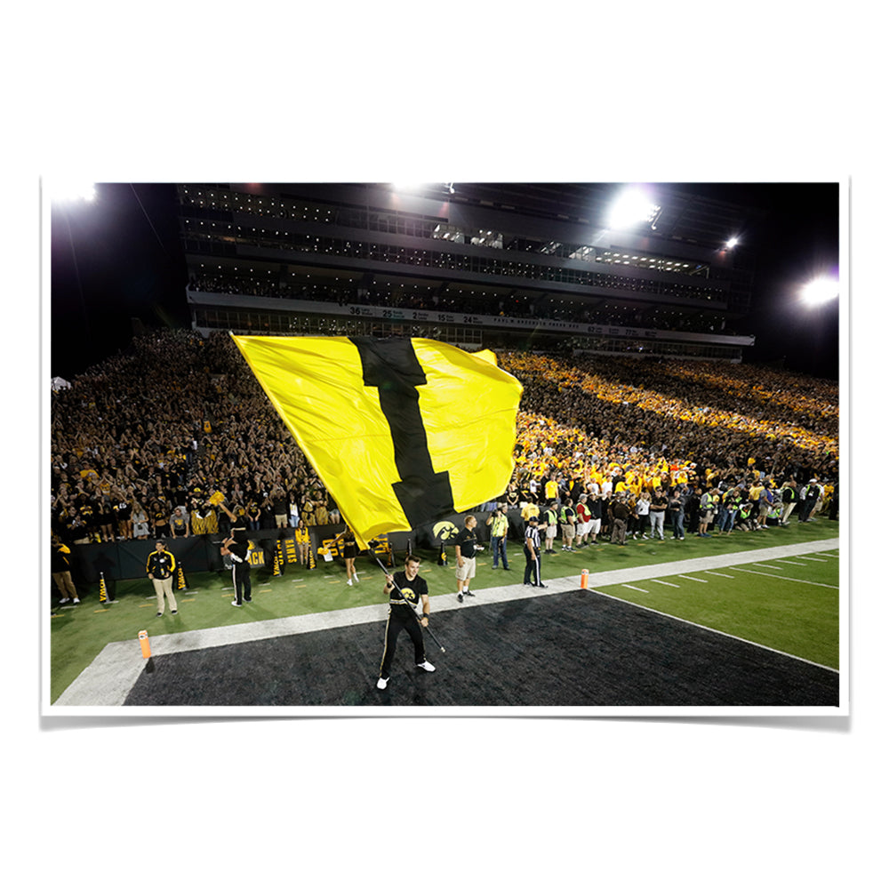 Iowa Hawkeyes - Iowa Flag - College Wall Art #Canvas