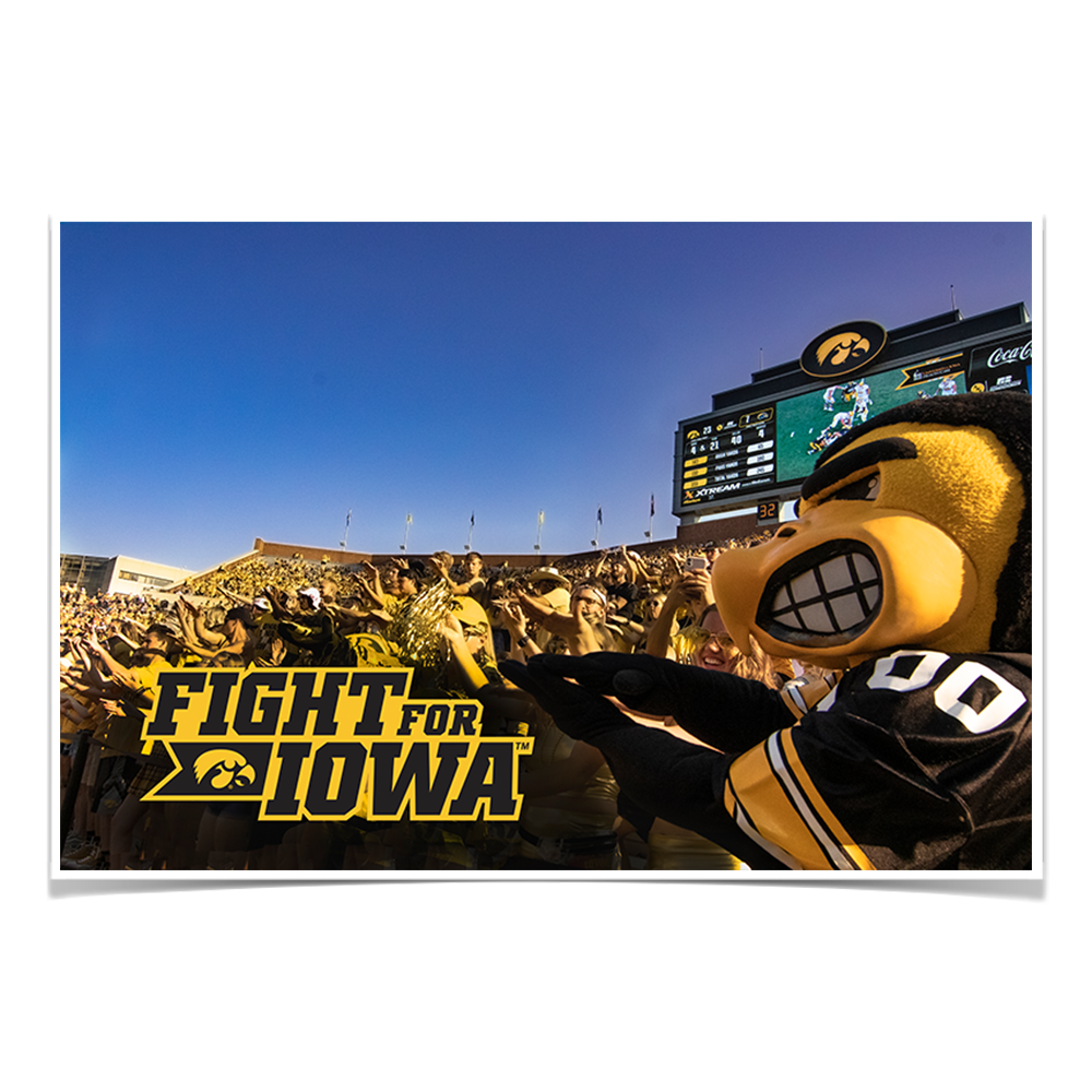 Iowa Hawkeyes - Herky Fight for Iowa - College Wall Art #Canvas