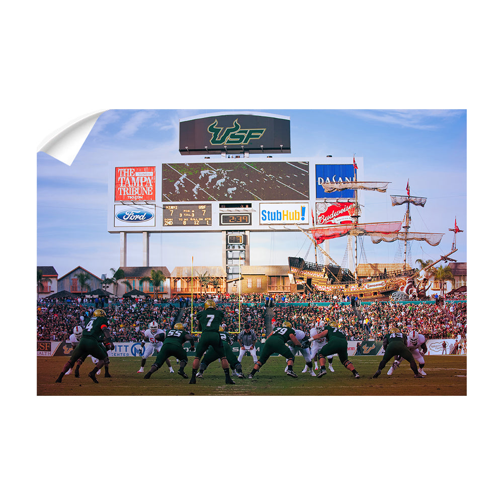 USF Bulls - USF vs Miami - College Wall Art #Canvas