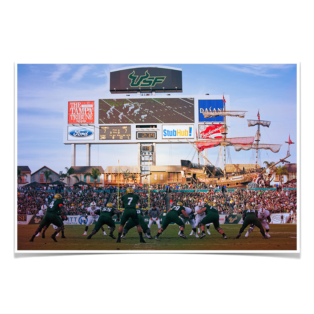 USF Bulls - USF vs Miami - College Wall Art #Canvas