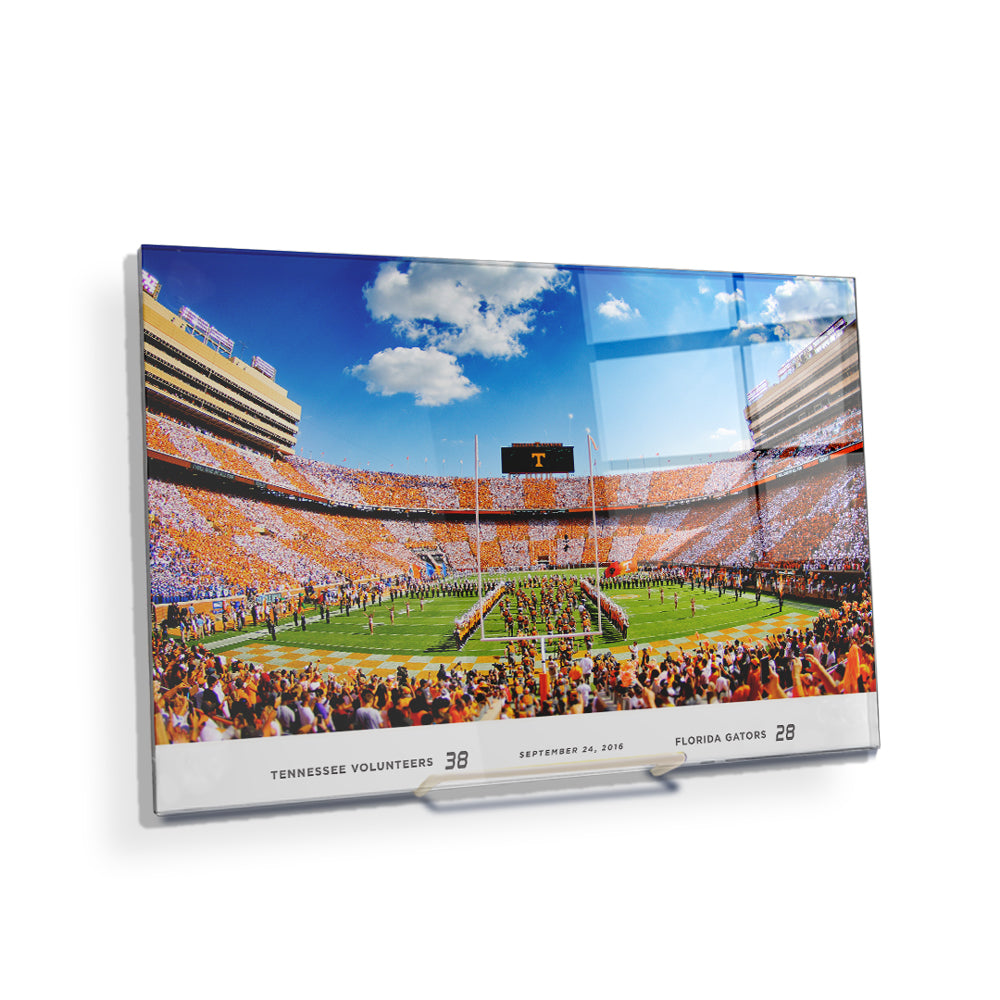Tennessee Volunteers - Running Through the T UT-FL Score - College Wall Art #Canvas