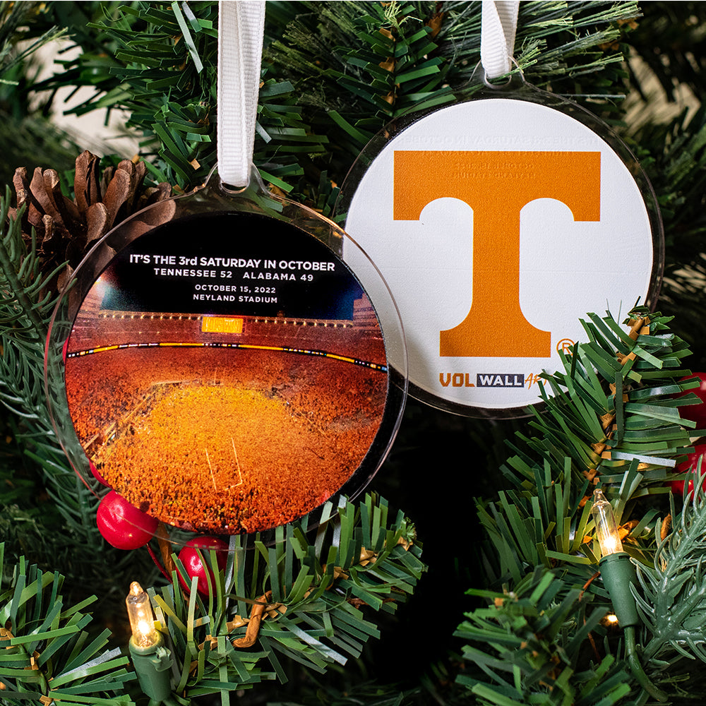 Tennessee Volunteers - Tennessee Storms the Field Double-sided Ornament & Bag Tag
